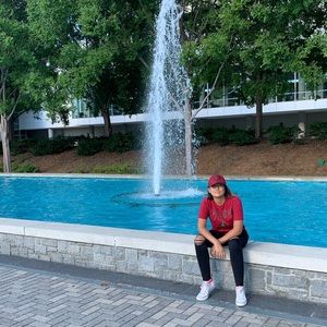 Meet your Posher, Tabitha